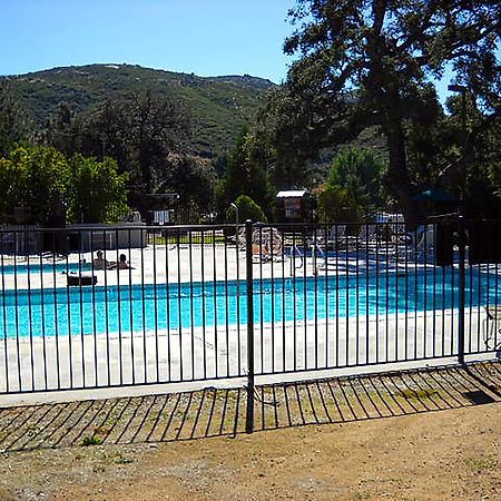 Oakzanita Springs Camping Resort Cottage 3 Descanso Exteriér fotografie
