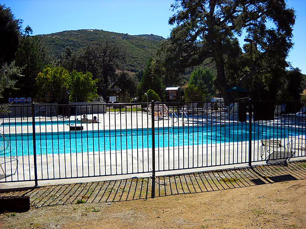 Oakzanita Springs Camping Resort Cottage 3 Descanso Exteriér fotografie